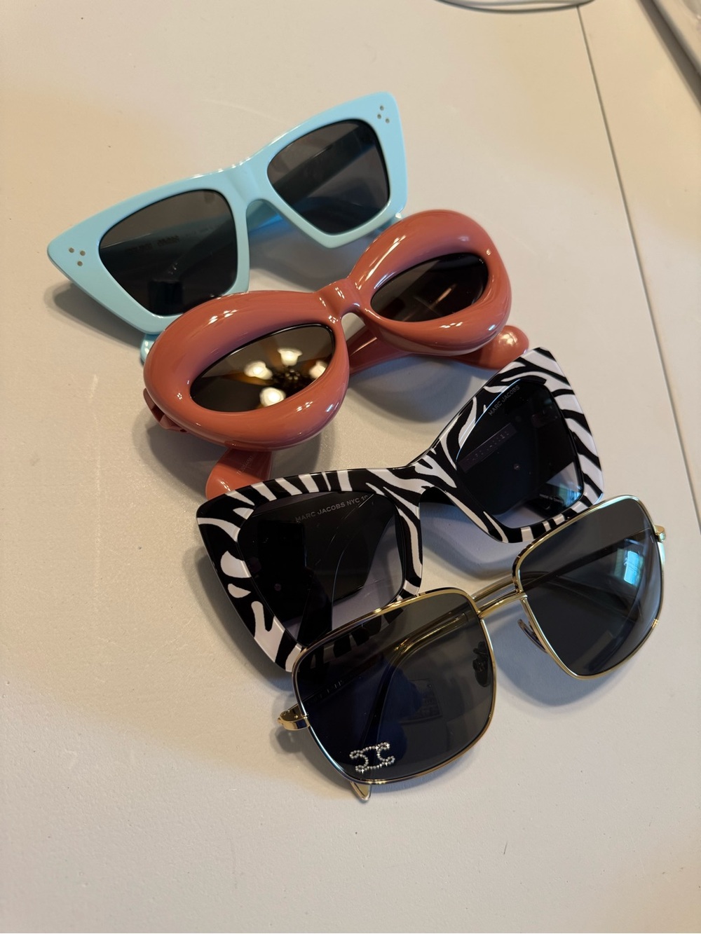 Excluded Loewe Sunglasses, New 340 - Picture 13 of 13